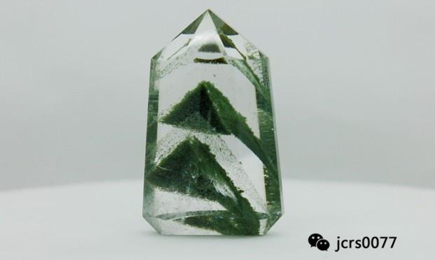 水晶中奇特的幻影---绿幽灵水晶