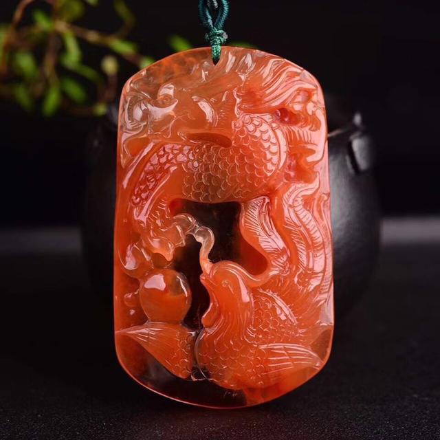 外国叫维纳斯水晶，中国叫红兔毛水晶，欣赏一下它的美吧